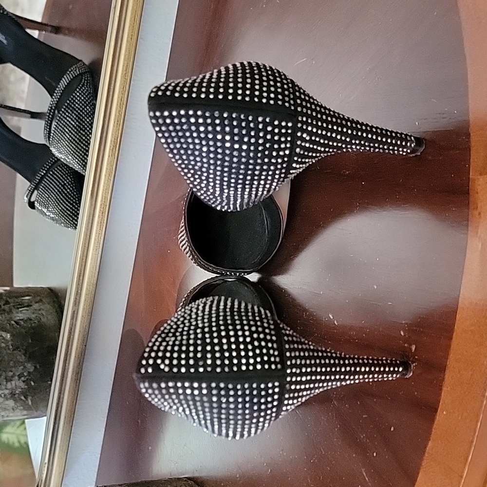 Zara Basic Collection Heels - Picture 5 of 8